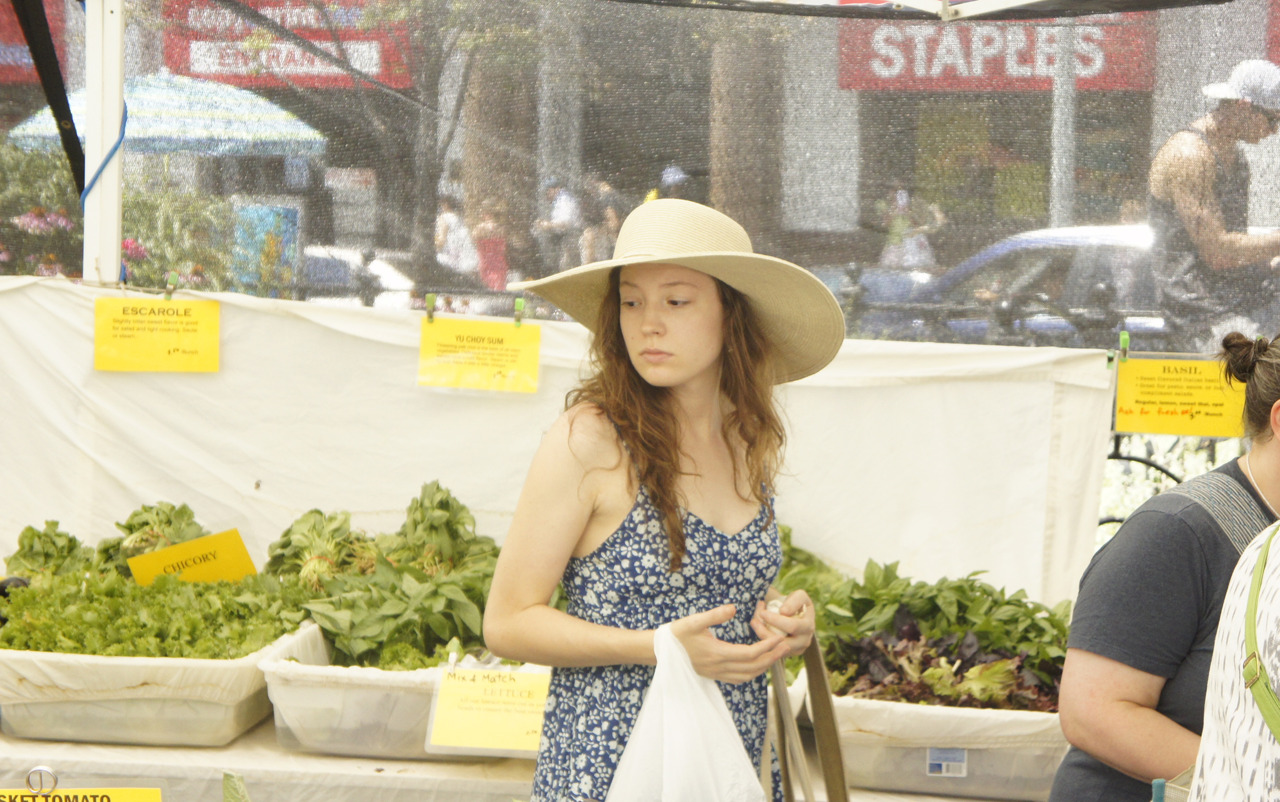 girl in hat